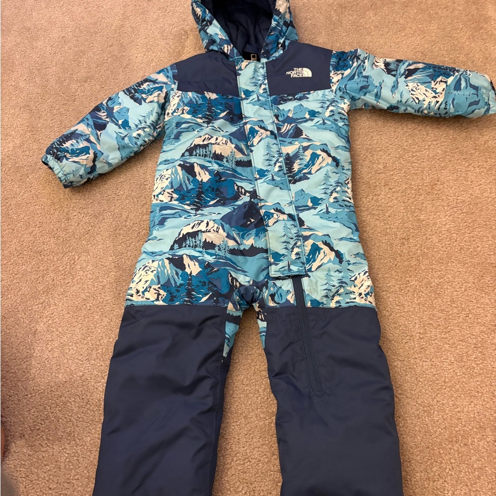 12-18 The North Face Mountain Print Snowsuit in Blue